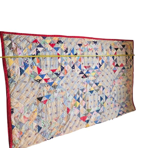 Handsewn Quilt Feedsack Crown of Thorns Red Back Tied Needs Repair Twin Size VTG - Picture 10 of 16